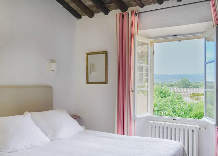 Готель La Figuiere 3*